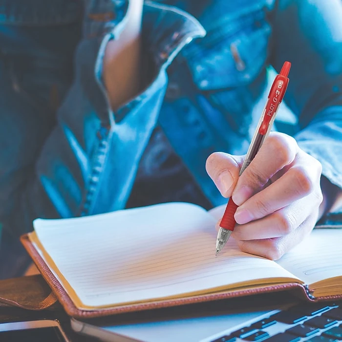 Pilot G2 Retractable Gel Pens, Extra Fine Point, Red Ink, Dozen (31004) 6 Pilot G2 Retractable Gel Pens, Extra Fine Point, Red Ink, Dozen (31004) - Image 4